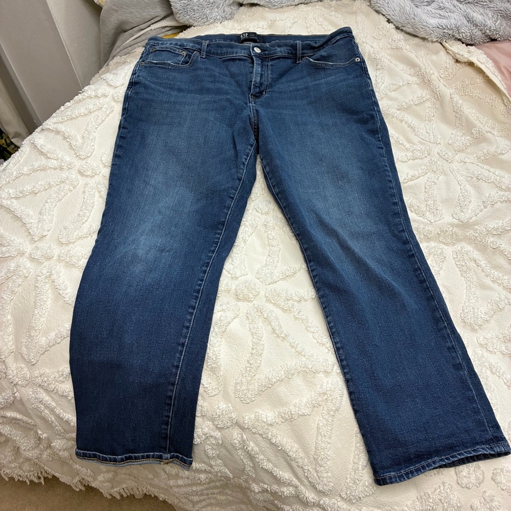 GAP Women's Dark Blue Straight Leg Jeans